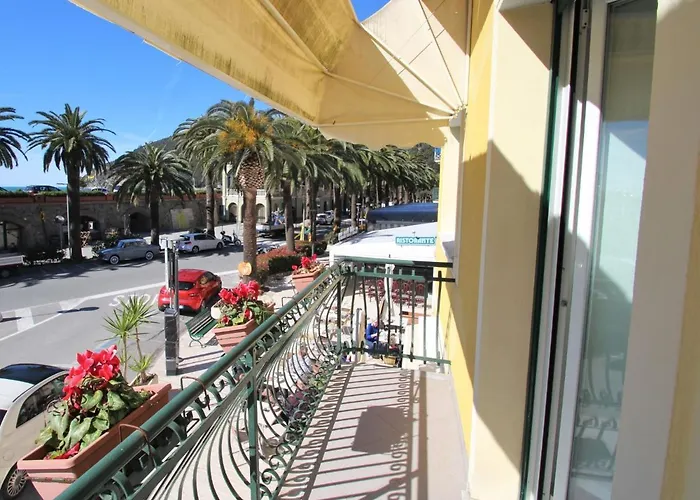 Giulia By Interhome Apartamento Moneglia