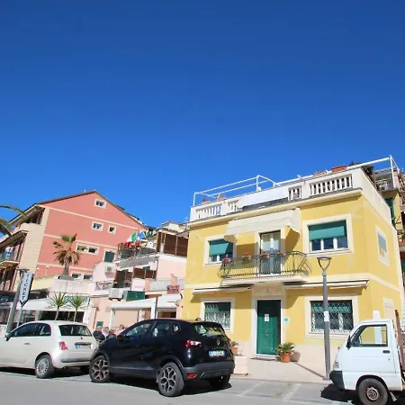 Giulia By Interhome Apartamento *