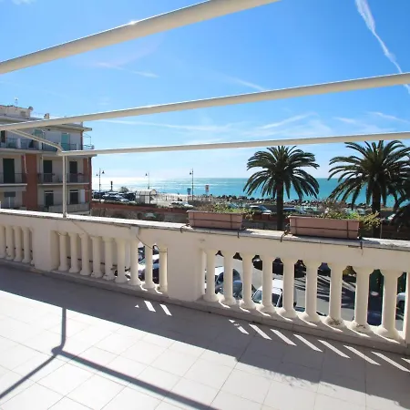 Giulia By Interhome Apartamento Moneglia