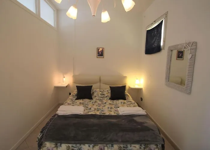 Giulia By Interhome Moneglia